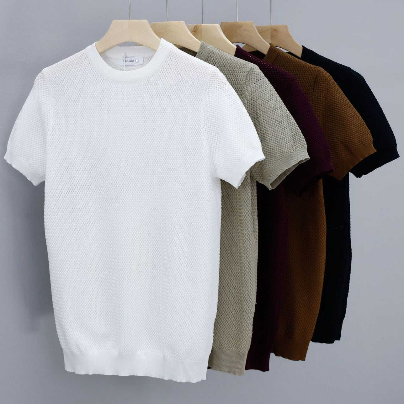 Summer Men's Ice Silk Knitted Round Neck T-shirt - BENJAMINS